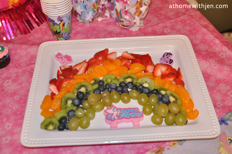 rainbow-fruit-tray