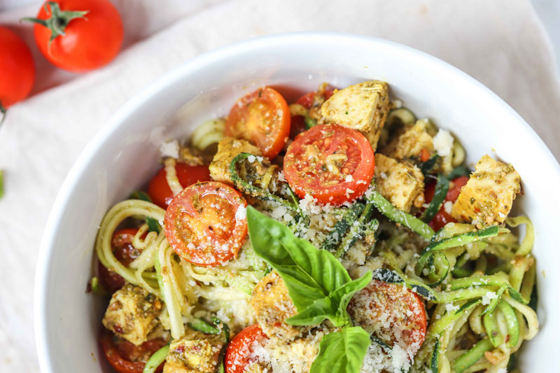 keto pesto zoodles chicken 3