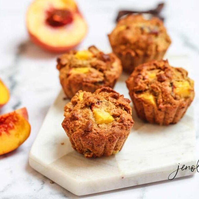 vanilla-peach-muffins-12